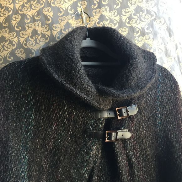 John Branigan Weavers Sweater Shawl Collar Wool Poncho Cape Wrap Jacket Buckles - Picture 2 of 11